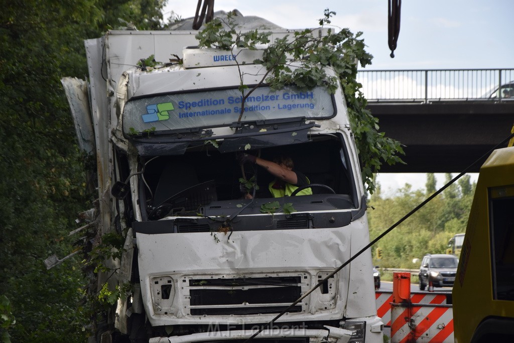 Schwerer VU A 3 Rich Oberhausen Hoehe AK Leverkusen P662.JPG - Miklos Laubert